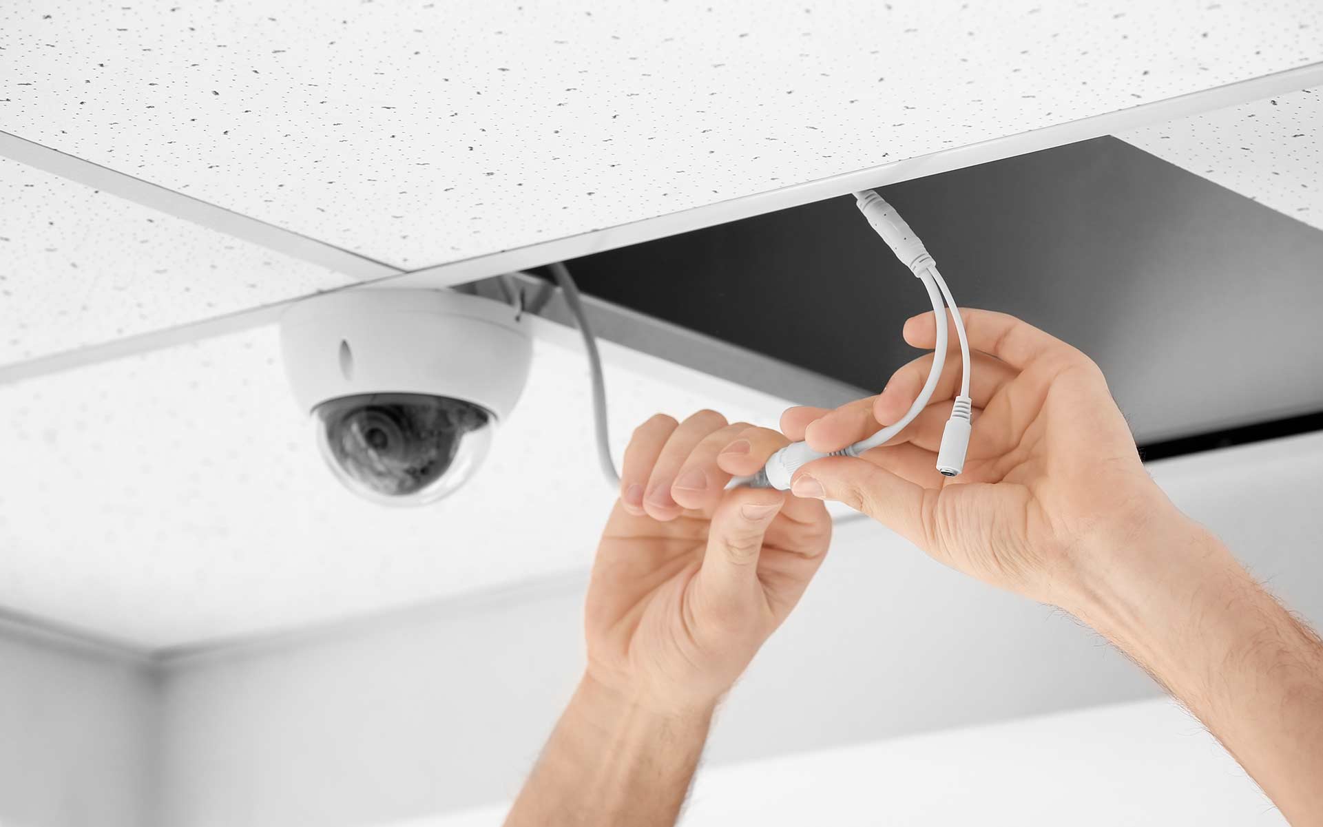 A2B Electrical's electricians can wire up CCTV cameras for properties in Hamilton and the local area. 